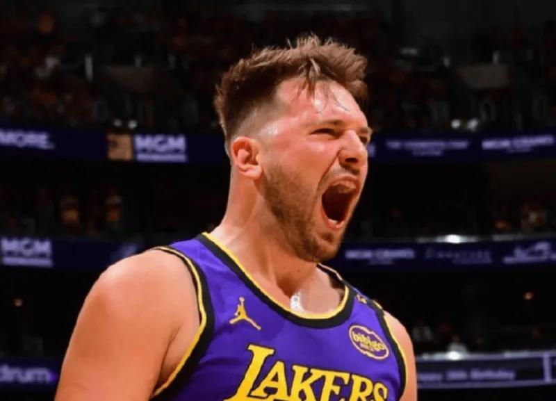 模拟器试玩入口-湖人112-124不敌国王 球员评价：东契奇满分，2人及格，6人低迷