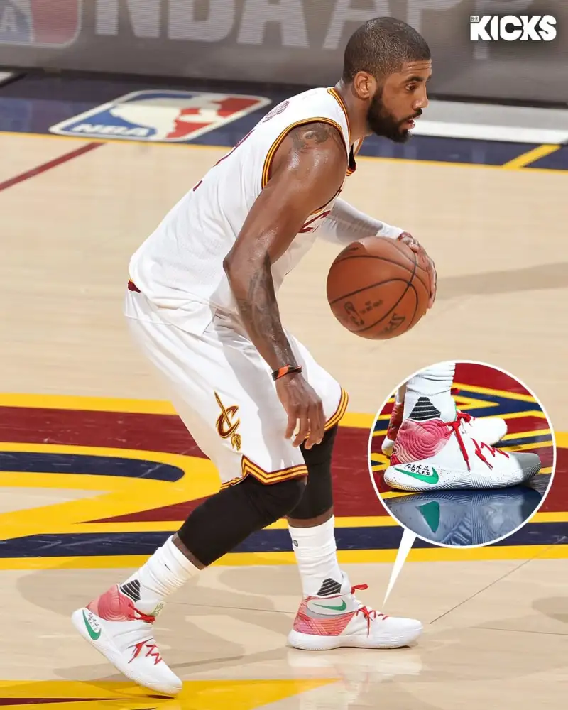 PG Gaming-B/R晒图回顾16赛季球员们穿着的经典球鞋：一起踏上回忆之旅