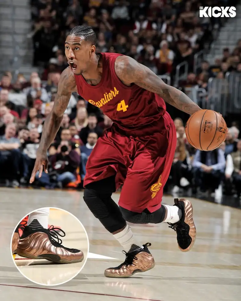 PG Gaming-B/R晒图回顾16赛季球员们穿着的经典球鞋：一起踏上回忆之旅