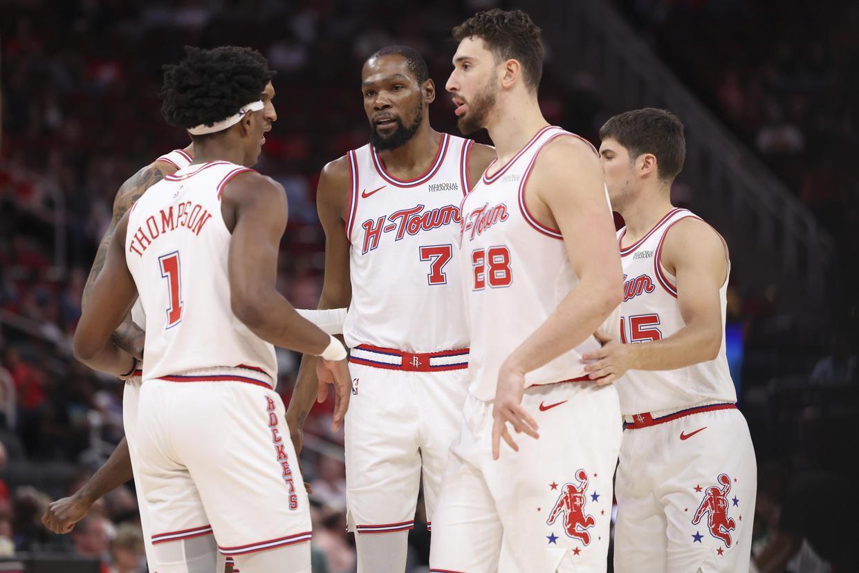 PG电子娱乐官网下载-52胜30负，火箭季后赛15人阵容出炉：23岁后卫压哨签约，控卫升级